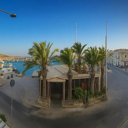 Seafront Harbour View *