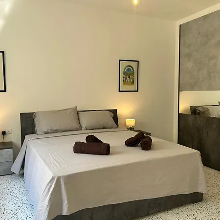 Seafront Harbour View *